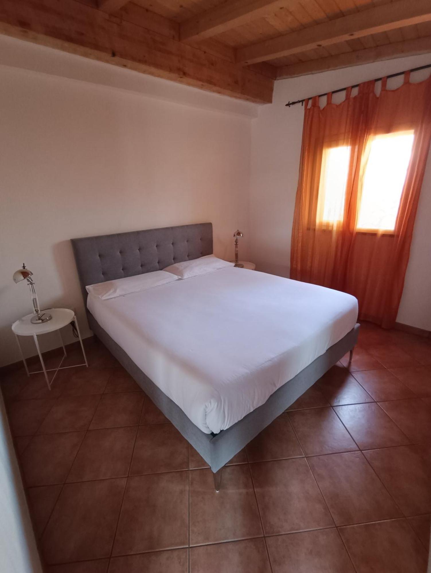 B&B Al Duomo Джарре Екстер'єр фото